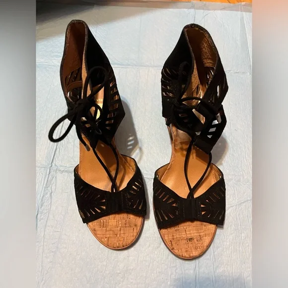 DolceVita Lina Black Suede Cutout Tie Ankle Wedge Sandal - Picture 10 of 12